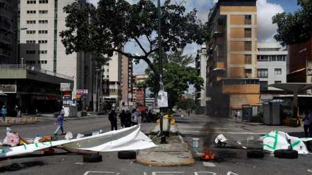 پایان اعتصاب عمومی‌ مخالفان دولت ونزوئلا با دو کشته و صدها بازداشتی