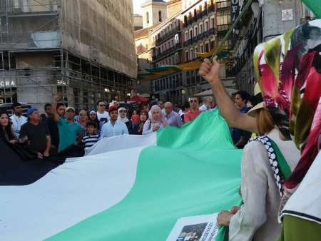 صدها اسپانیایی در حمایت از فلسطینیان و بایکوت رژیم صهیونیستی تجمع کردند