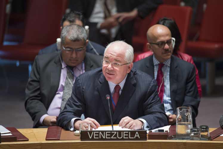 نماینده دائم ونزوئلا در سازمان ملل: هر اقدام آمریکا علیه ونزوئلا ناکام خواهد ماند
