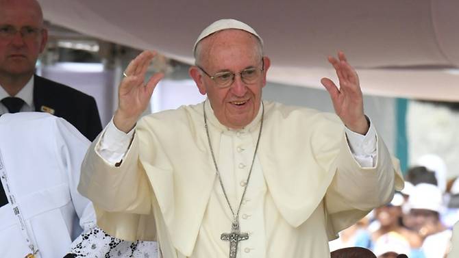 پاپ خواستار حل وفصل صلح آمیز بحران داخلی ونزوئلا شد