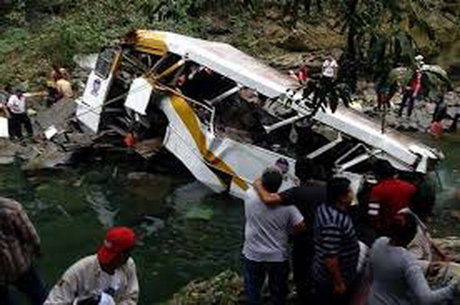 ۴۹ کشته و زخمی در سانحه رانندگی کلمبیا
