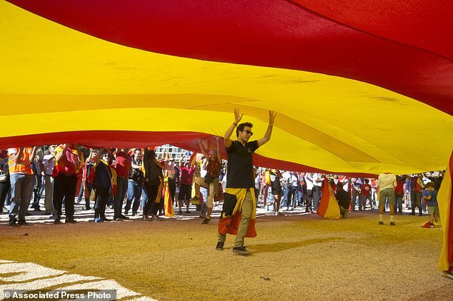 بیش از نیمی از مردم اسپانیا خواستار برگزاری انتخابات زودهنگام هستند