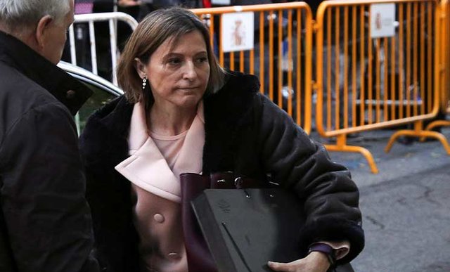 دادگاه عالی اسپانیا رئیس پارلمان و ۴ قانونگذار کاتالونیا را به قید وثیقه آزاد می‌کند