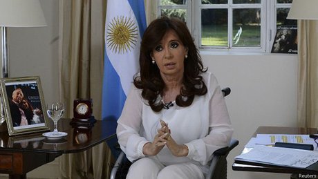 پرونده آمیا پای رییس جمهور سابق آرژانتین را به دادگاه باز می‌کند