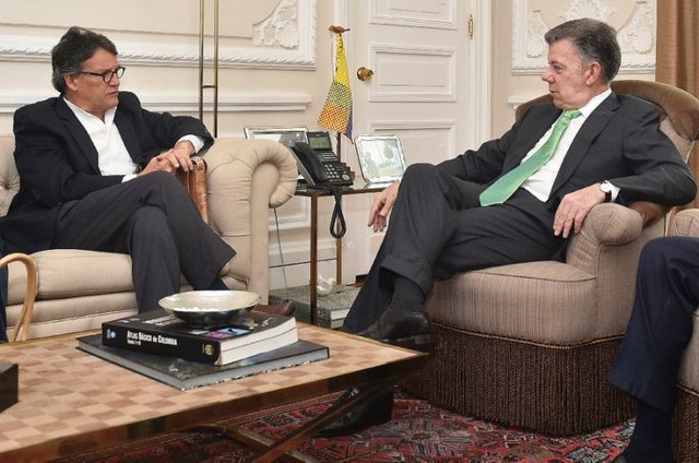 کلمبیا با تنها گروه شورشی باقی مانده در این کشور مذاکره می‌کند