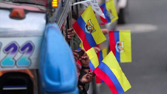 چریکی‌های فارک ۱۰ کرسی پارلمان کلمبیا را به دست آوردند