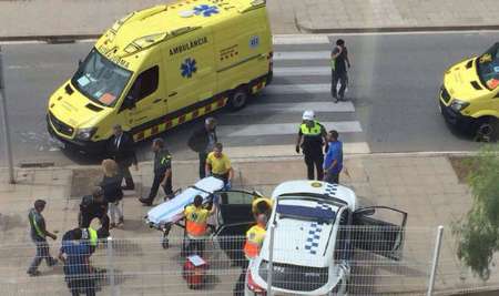 دو پلیس در تیراندازی در بارسلونای اسپانیا زخمی شدند/ مهاجم دستگیر شد