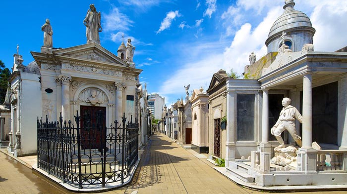 قبرستان ریوکولتا بوینس آیرس | گردشگری وحشت در آرژانتین