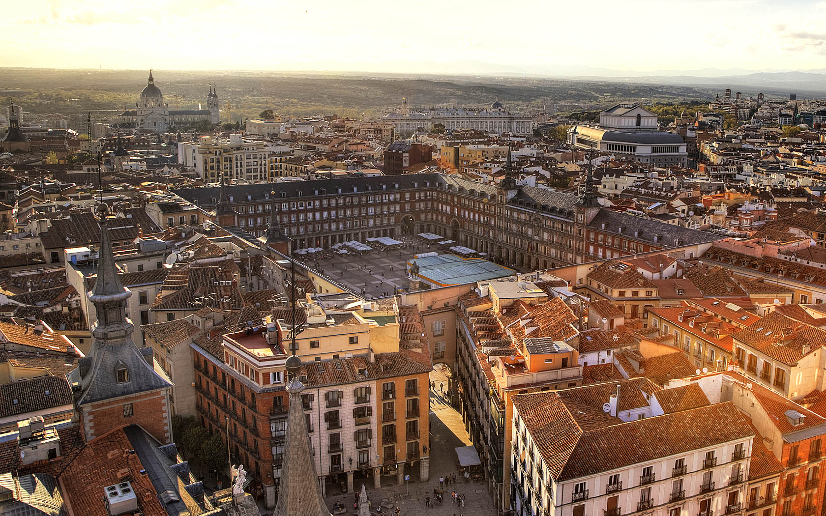معرفی جاذبه های گردشگری مادرید | پایتخت زیبای اسپانیا