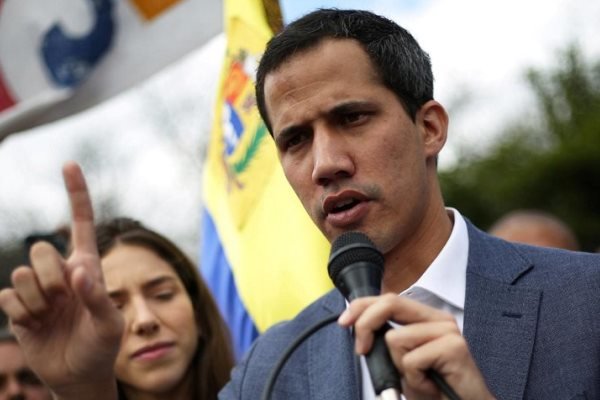 «گوایدو» خواستار قیام ارتش ونزوئلا علیه «مادورو» شد