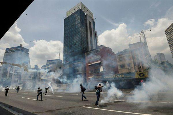  13 کشته در اعتراضات ونزوئلا